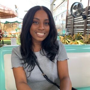 Meet your Posher, Symone